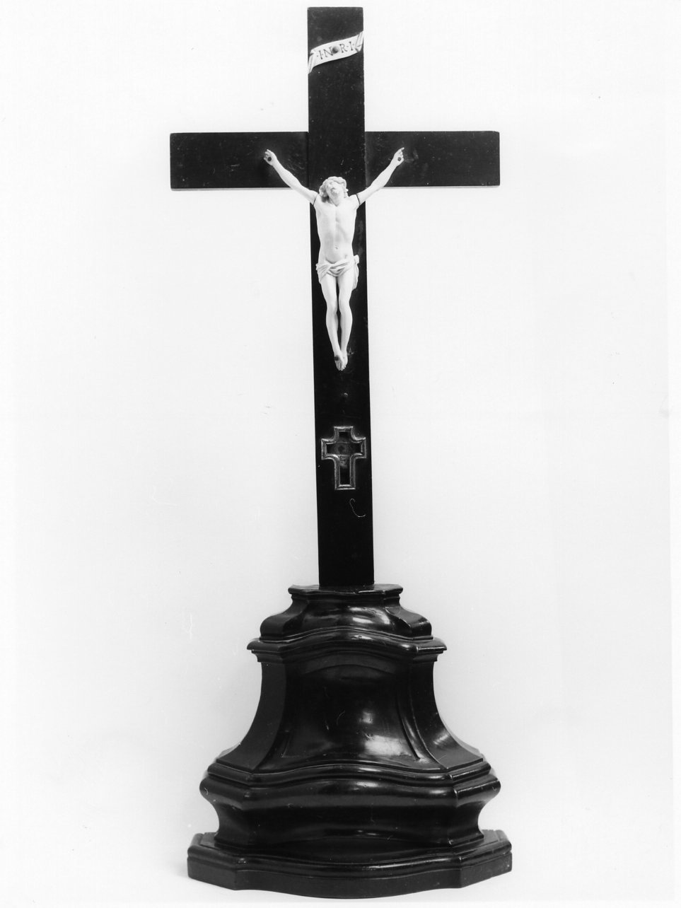 croce da tavolo - bottega napoletana (seconda metà sec. XVIII)