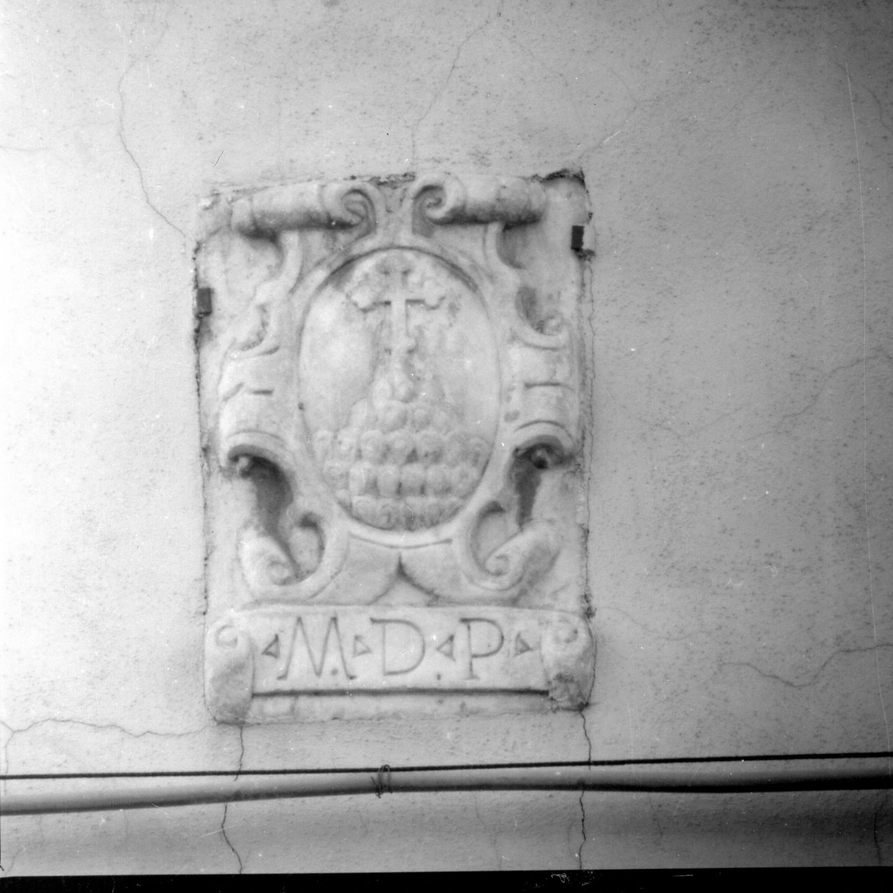 stemma (rilievo) - bottega napoletana (fine sec. XVII)