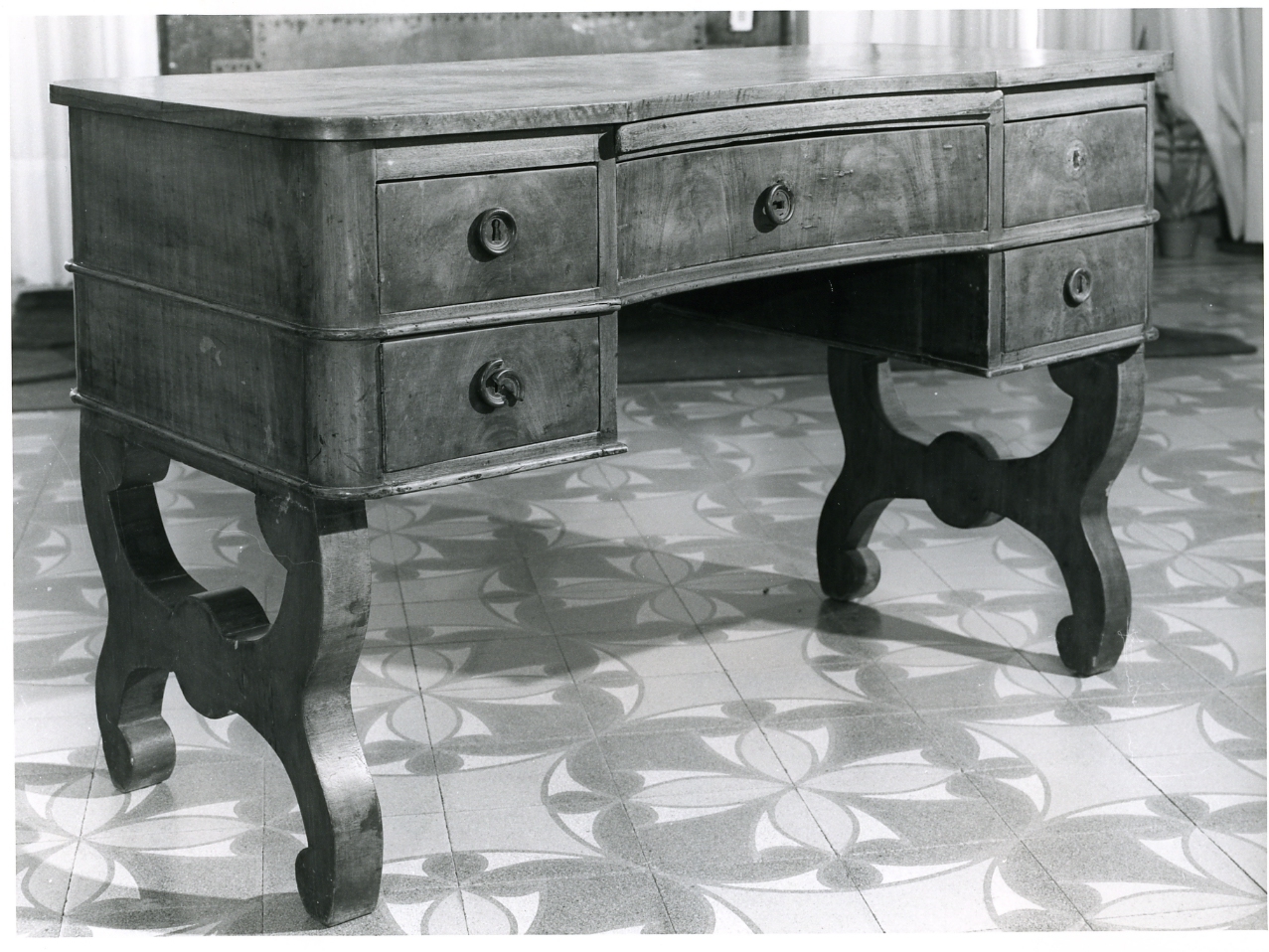 scrivania - bottega napoletana (ultimo quarto sec. XIX)