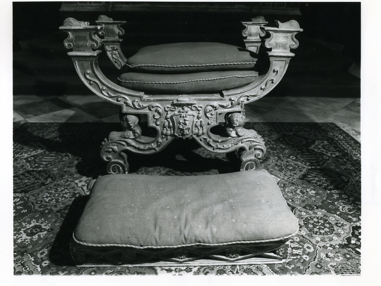 faldistorio - bottega napoletana (seconda metà sec. XIX)