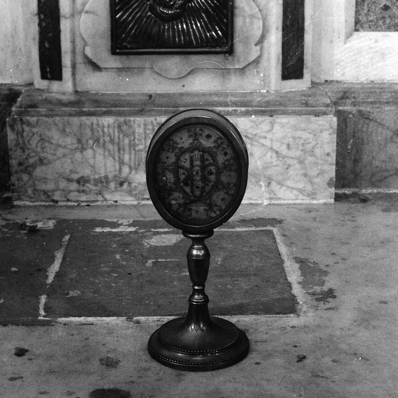 reliquiario - bottega napoletana (prima metà sec. XIX)