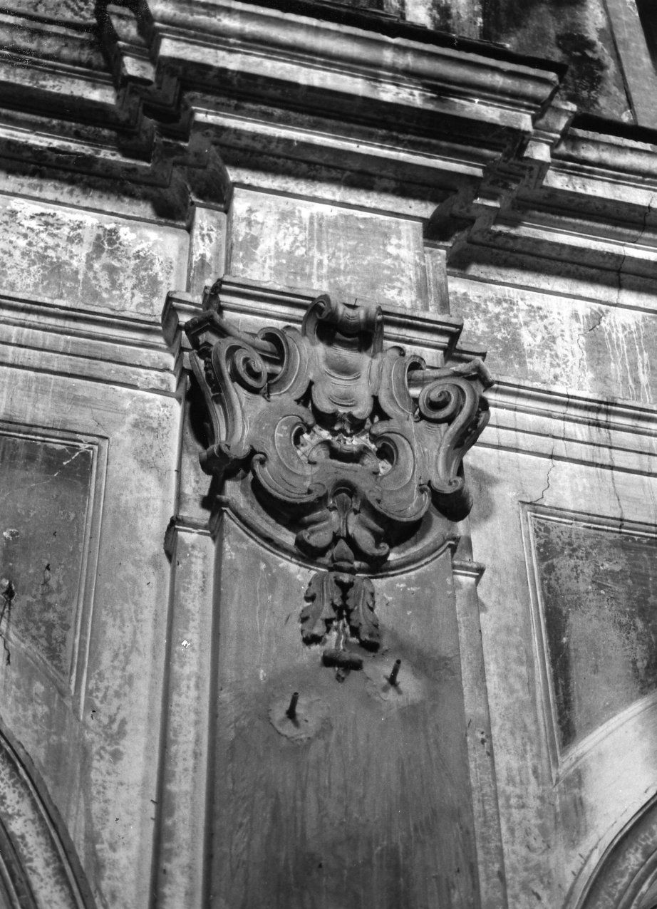 capitello di lesena, serie - bottega campana (seconda metà sec. XVIII)