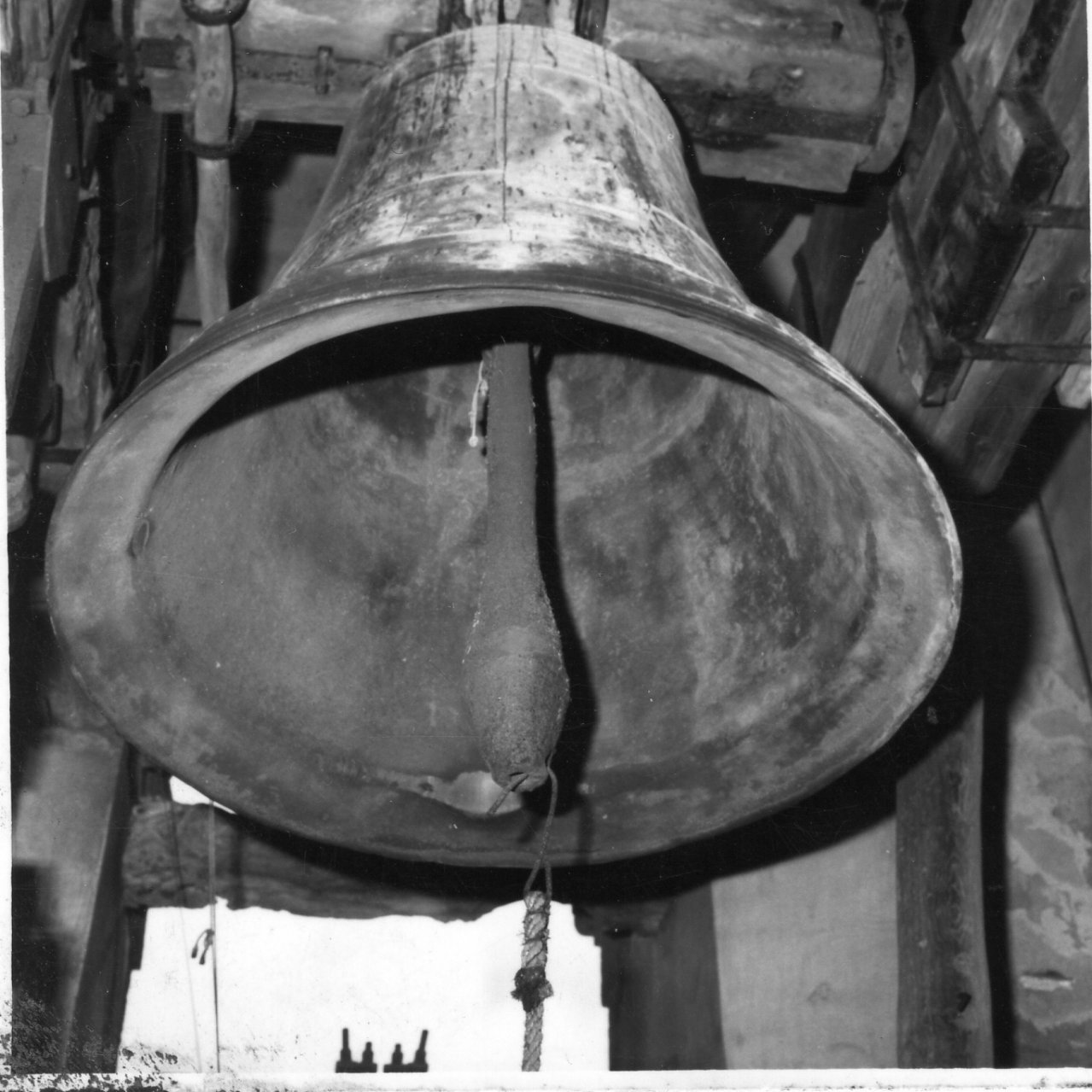 campana - bottega napoletana (prima metà sec. XIX)