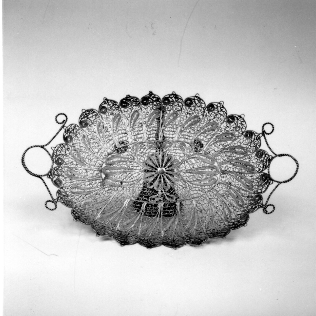 vassoio - bottega napoletana (metà sec. XIX)