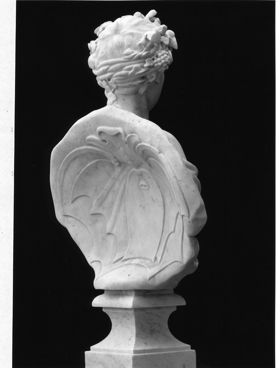 allegoria dell'autunno (scultura) - bottega napoletana (metà sec. XVIII)