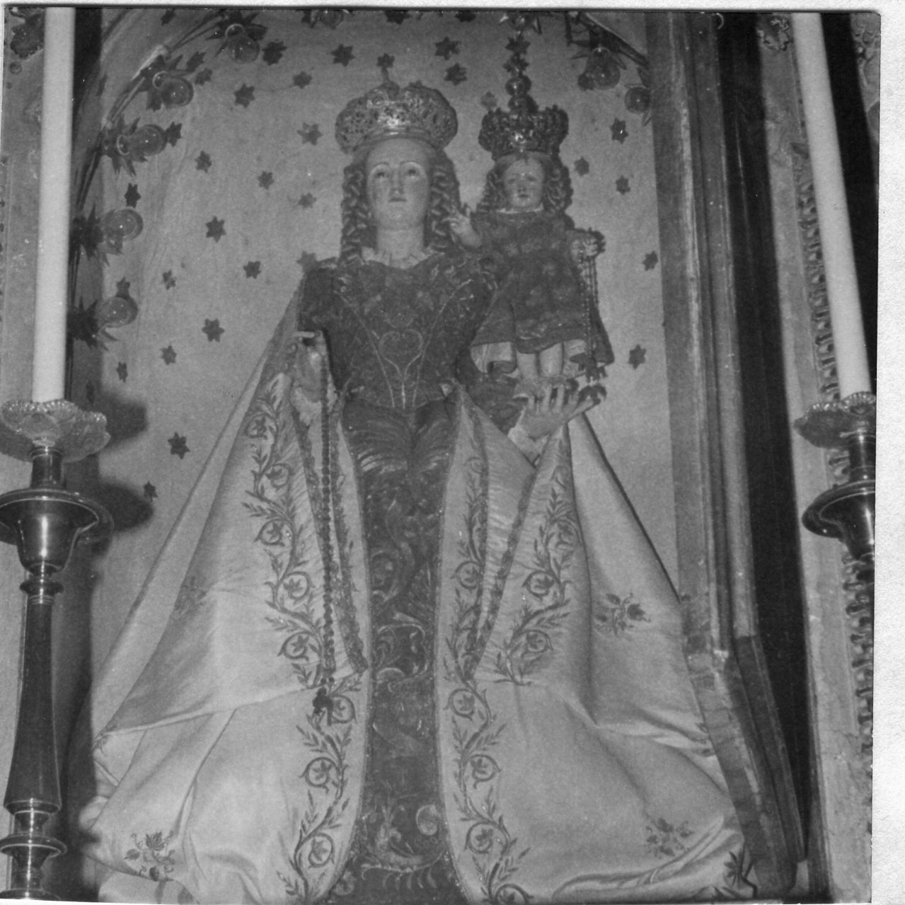 Madonna con Bambino (statua) - bottega napoletana (sec. XVII)