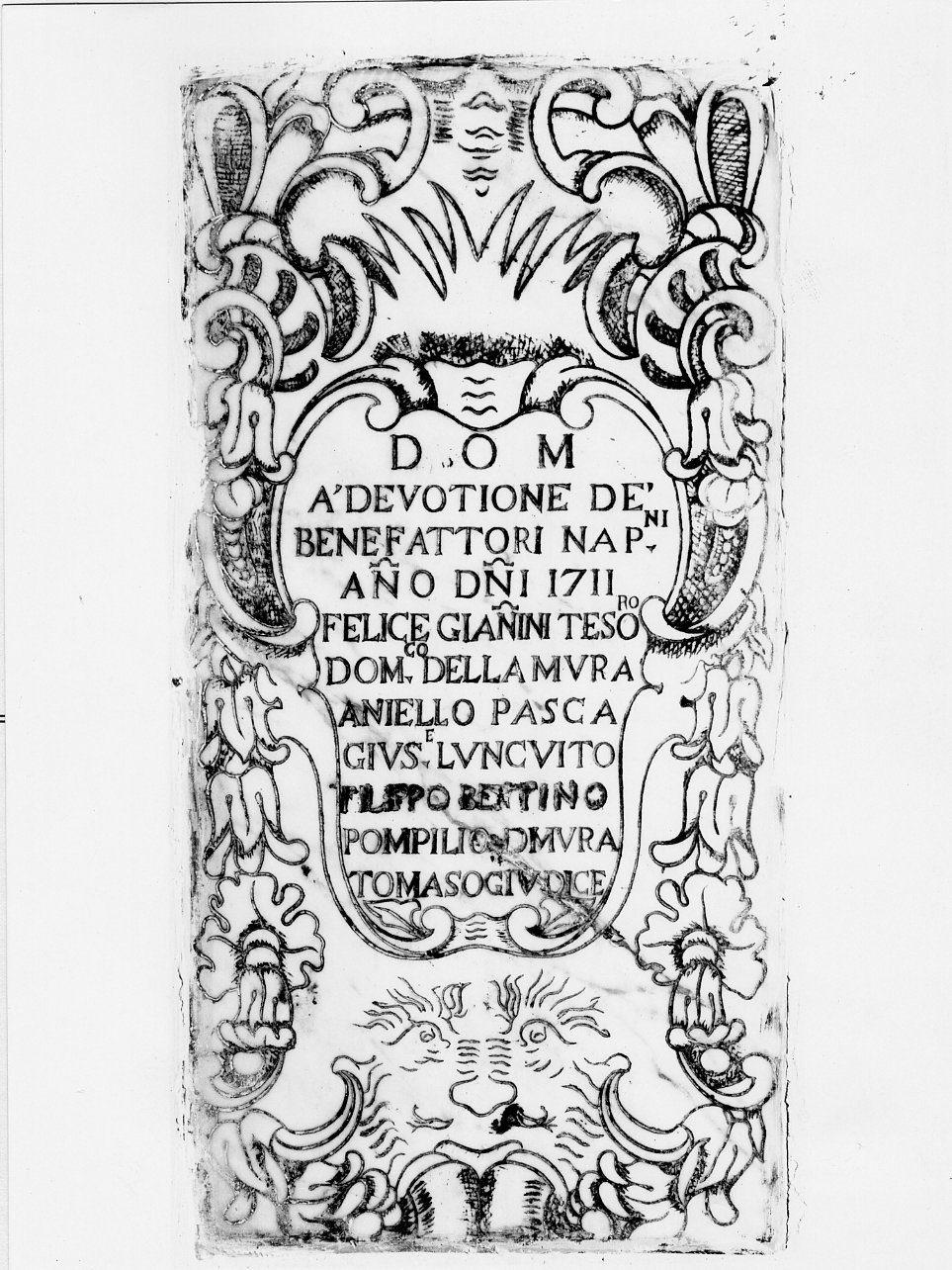 lapide celebrativa, serie - bottega campana (sec. XVIII)