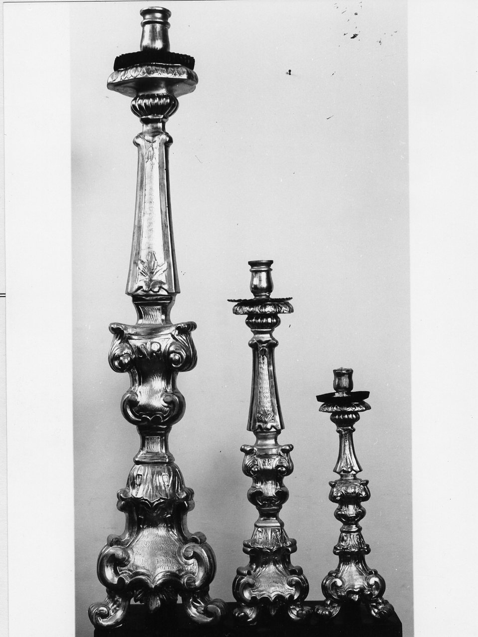 candeliere d'altare, serie - bottega campana (inizio sec. XX)