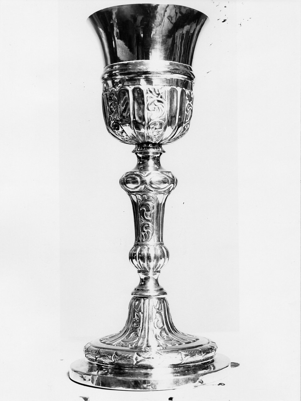 calice - bottega campana (secondo quarto sec. XIX)