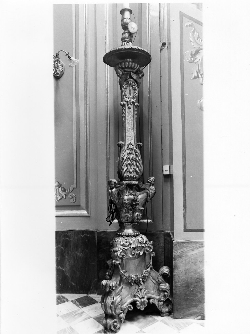 candelabro, serie - bottega napoletana (inizio sec. XIX)
