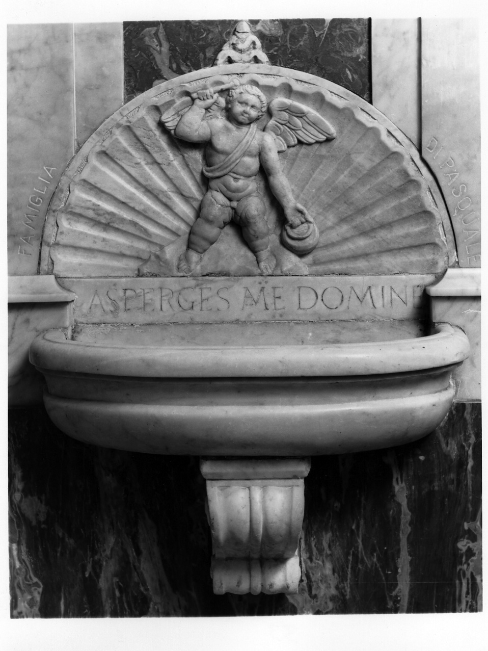 putto (rilievo) - bottega napoletana (inizio sec. XX)
