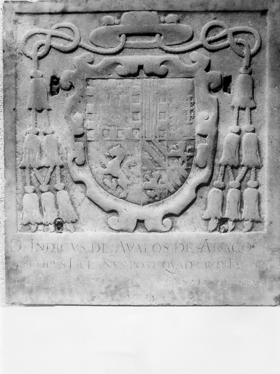 lastra tombale - bottega campana (sec. XVII)