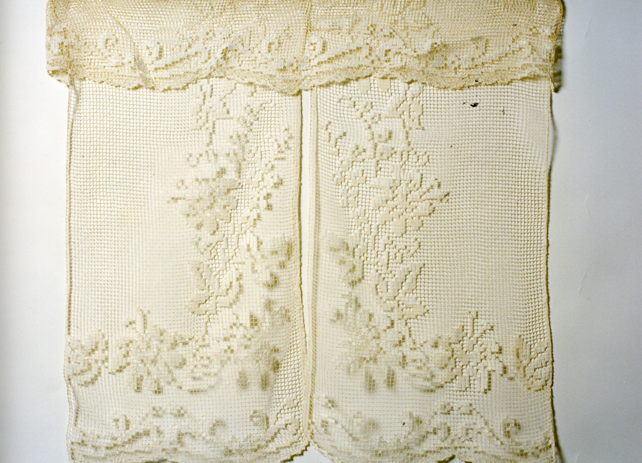 conopeo di tabernacolo - manifattura napoletana (terzo quarto sec. XIX)