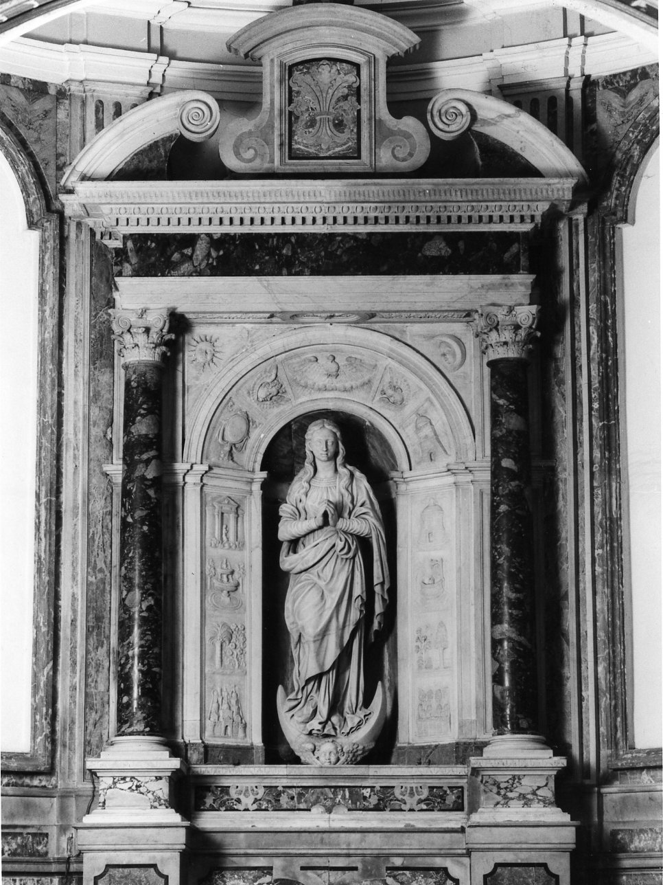 mostra d'altare di Cassano Francesco, D'Auria Girolamo (sec. XVI)