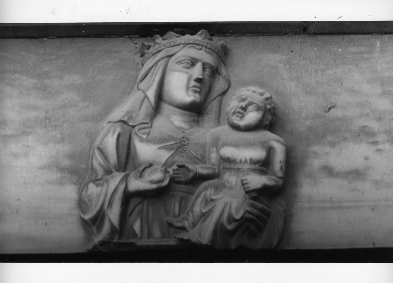 Santi (rilievo) - bottega napoletana (prima metà sec. XV)