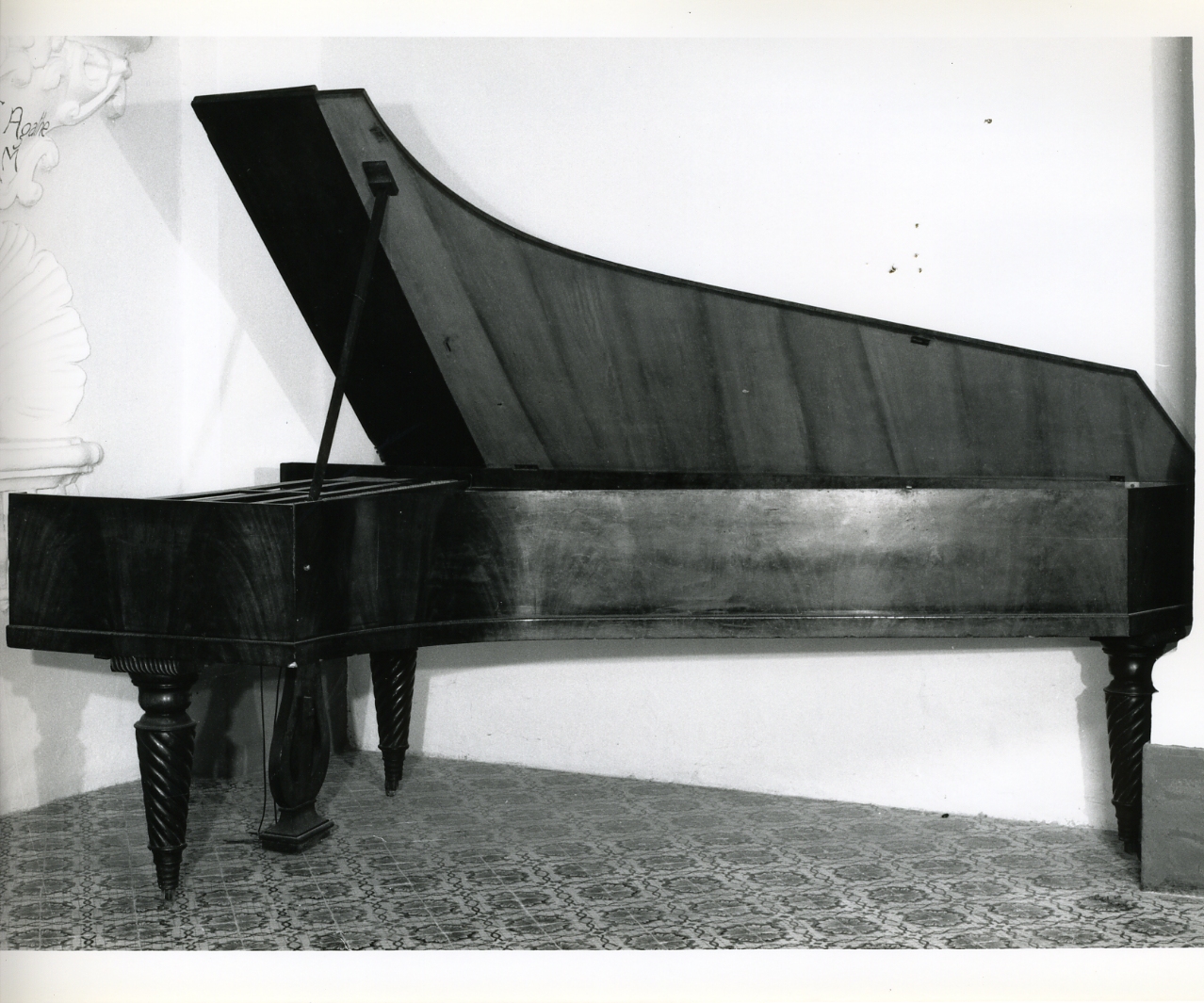 pianoforte - bottega napoletana (seconda metà sec. XIX)