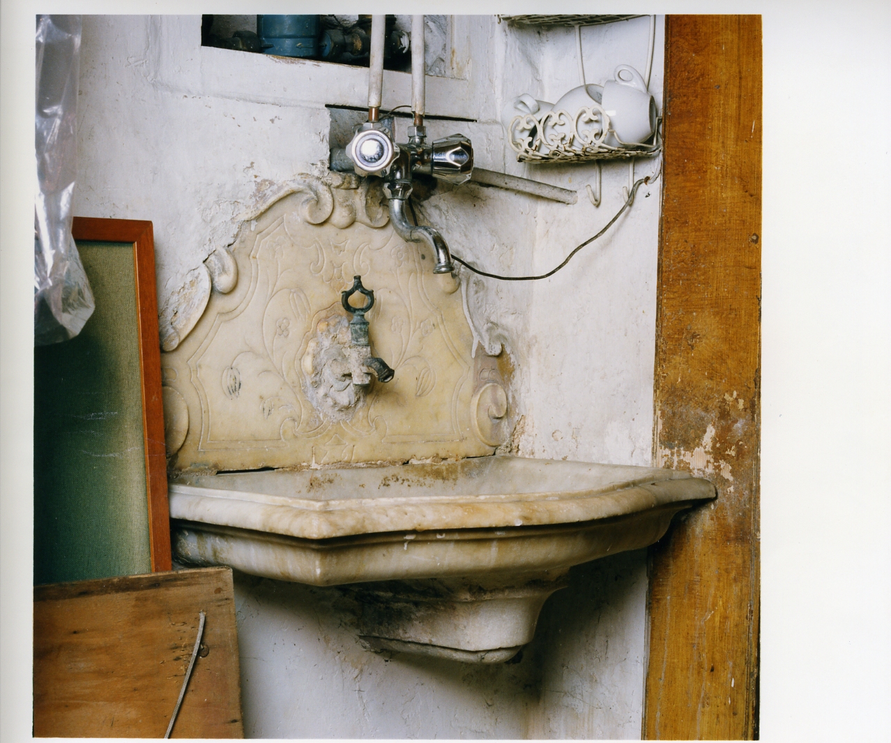 lavabo da sacrestia - bottega napoletana (prima metà sec. XIX)