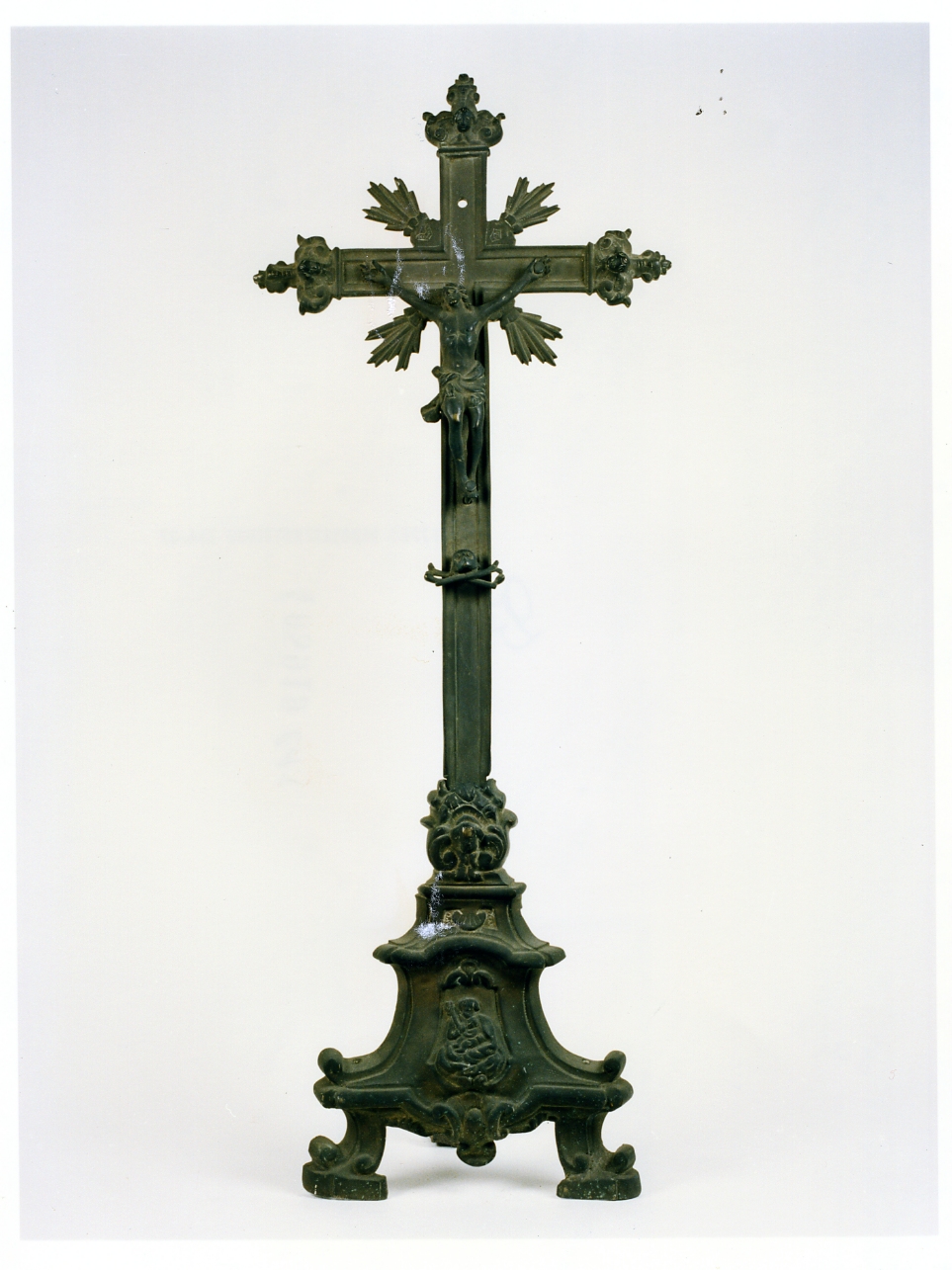 croce d'altare - bottega napoletana (seconda metà sec. XIX)