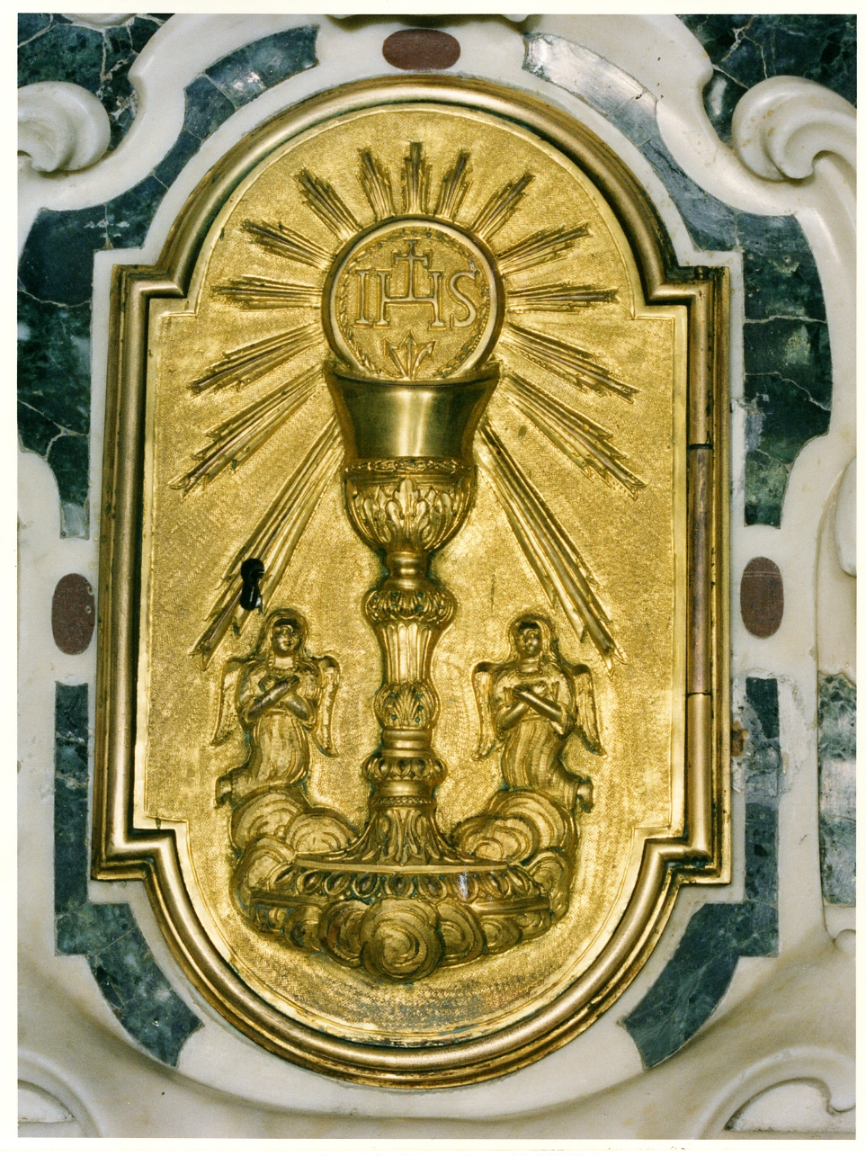 angeli adoranti il calice eucaristico (sportello di tabernacolo) - bottega napoletana (sec. XVIII)
