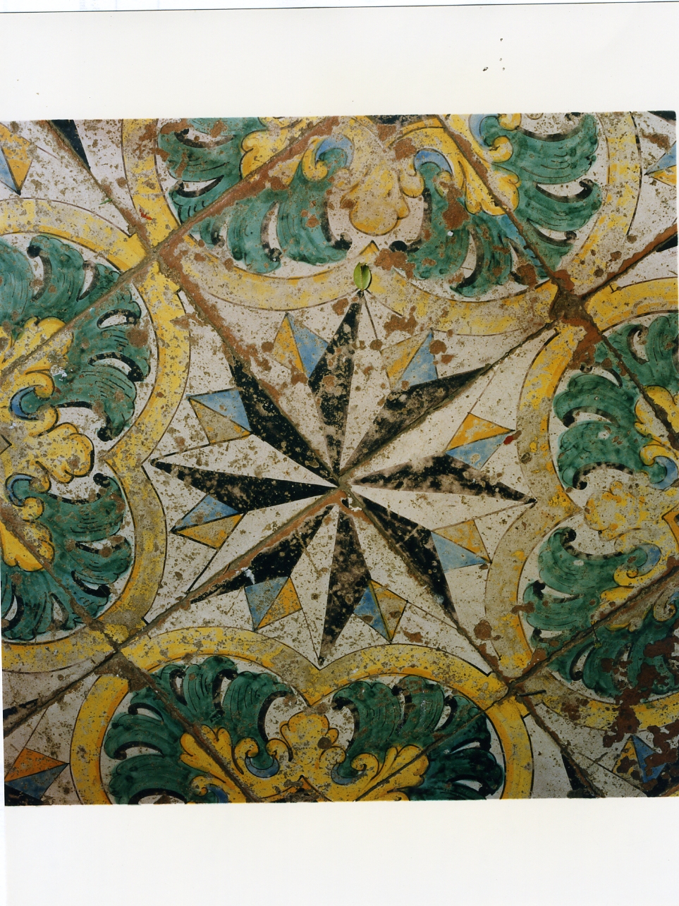 pavimento - bottega napoletana (seconda metà sec. XVIII)