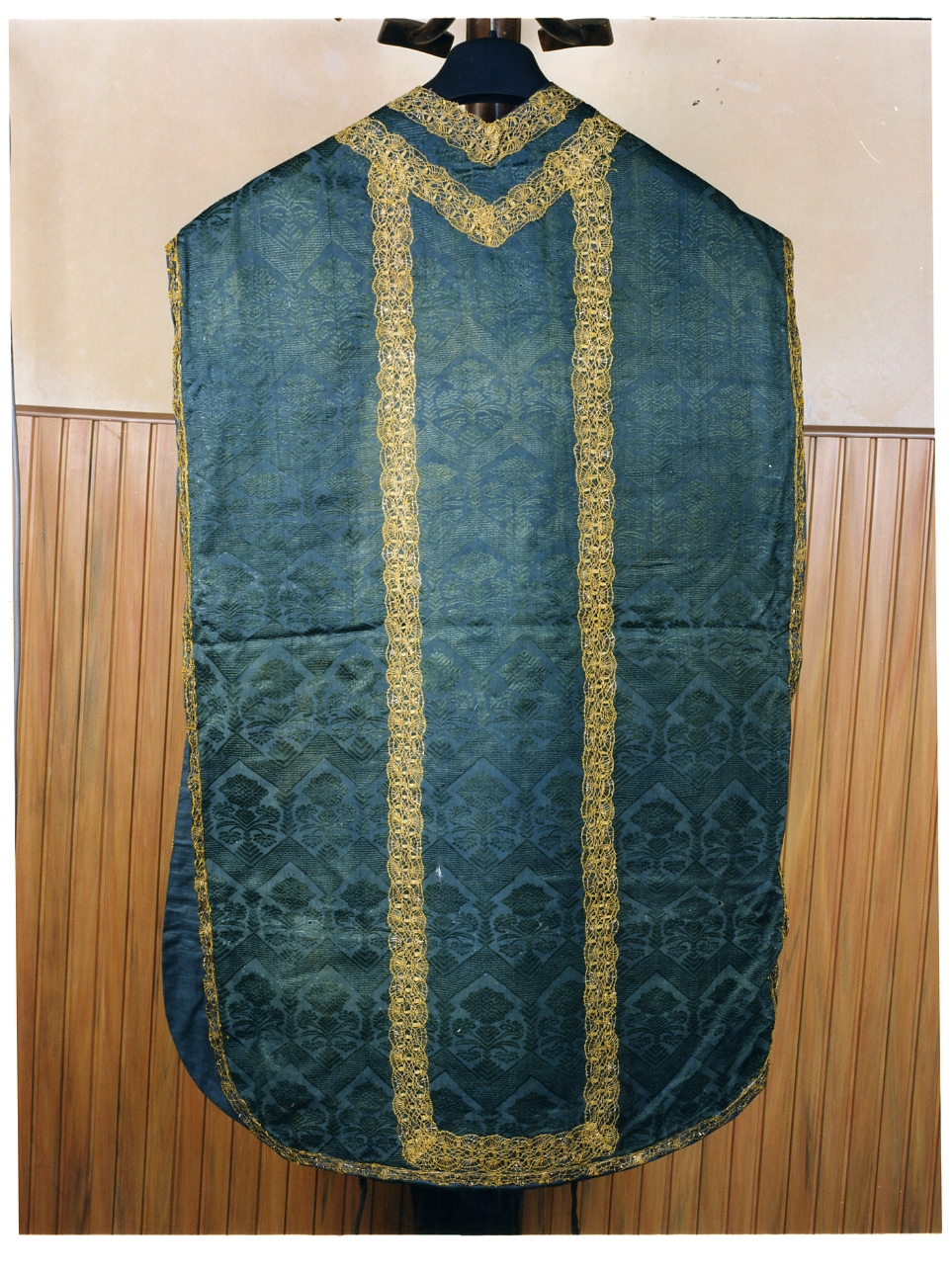 pianeta, elemento d'insieme - manifattura napoletana (seconda metà sec. XIX)