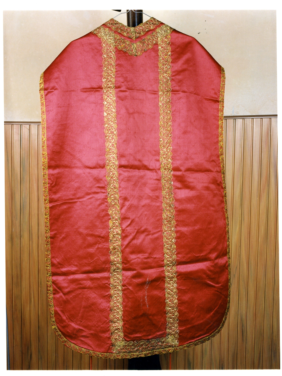 pianeta, elemento d'insieme - manifattura napoletana (seconda metà sec. XIX)