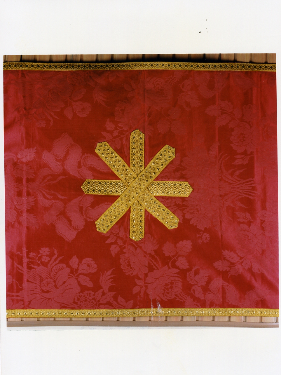 velo omerale, elemento d'insieme - manifattura napoletana (ultimo quarto sec. XIX)