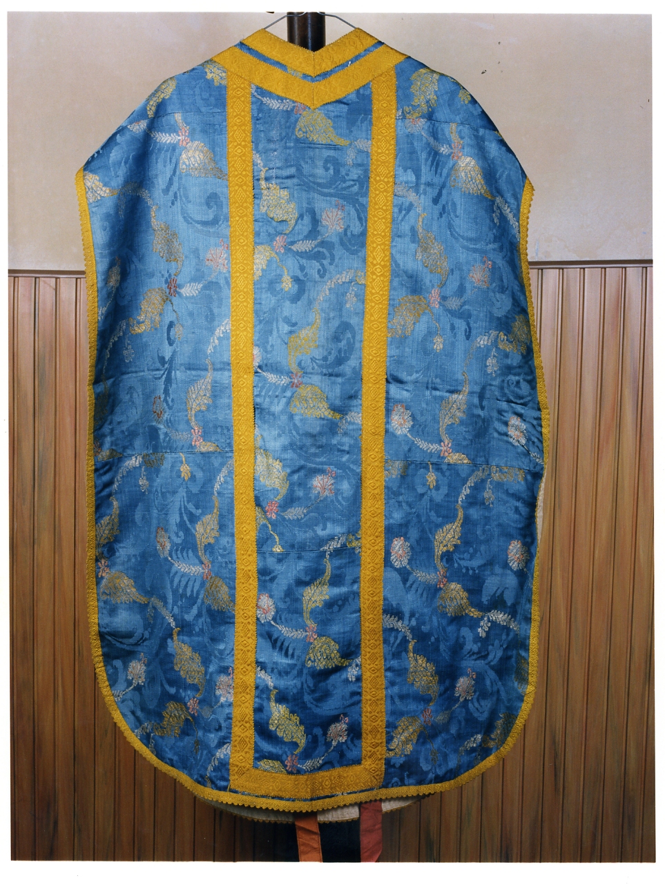 pianeta, elemento d'insieme - manifattura napoletana (seconda metà sec. XIX)