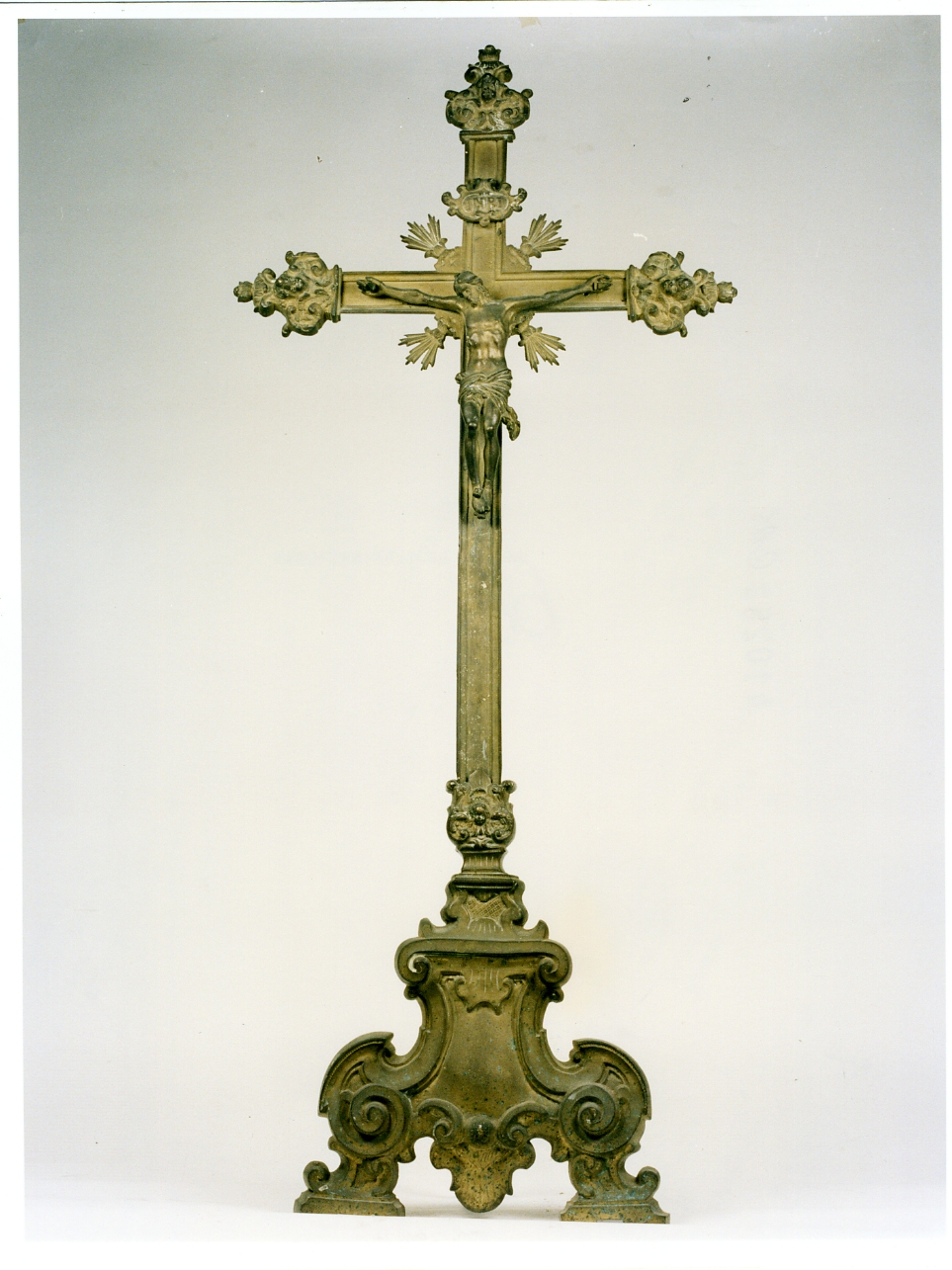 croce d'altare - bottega napoletana (seconda metà sec. XIX)