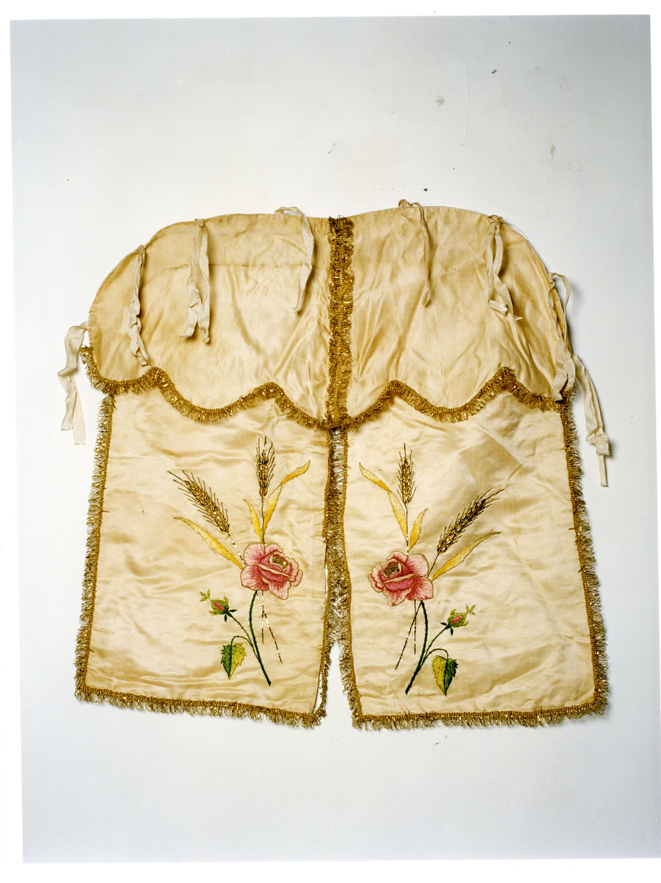 conopeo di tabernacolo - manifattura campana (inizio sec. XX)