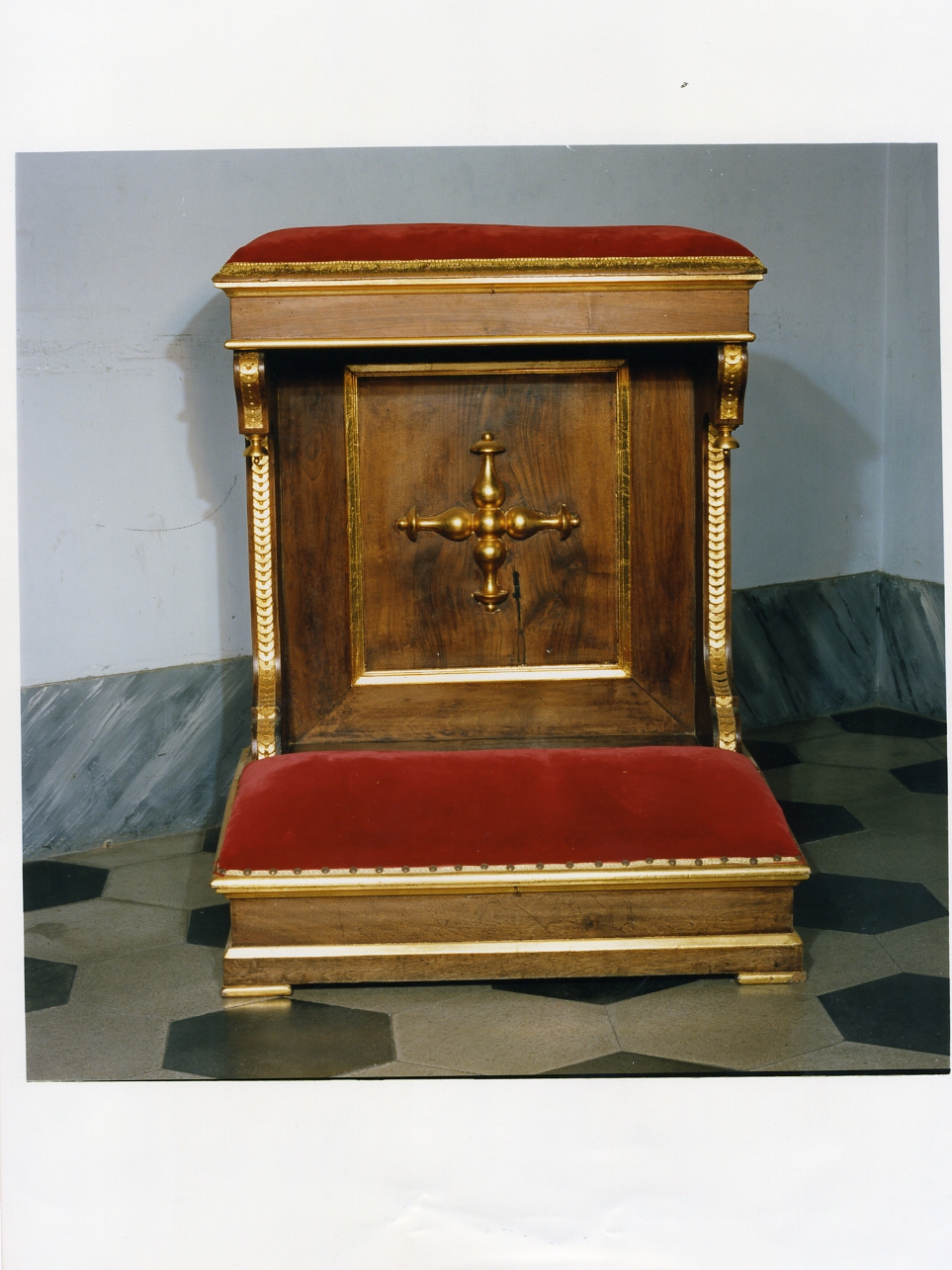 inginocchiatoio, serie - bottega napoletana (prima metà sec. XX)