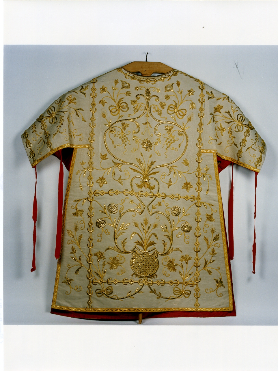 dalmatica, serie - manifattura napoletana (seconda metà sec. XIX)