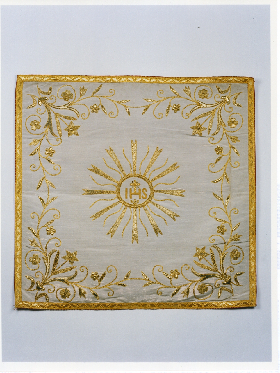 velo di calice, elemento d'insieme - manifattura napoletana (seconda metà sec. XIX)