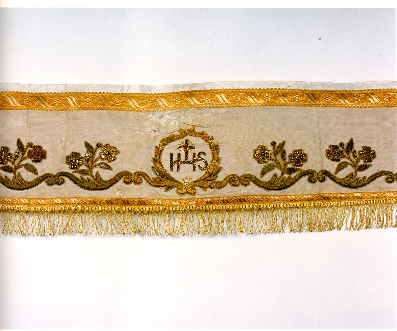tovaglia d'altare - manifattura napoletana (fine sec. XIX)