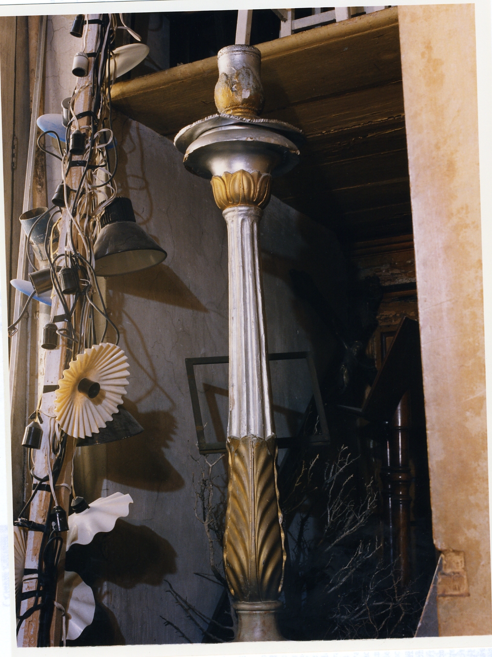candelabro - bottega napoletana (fine sec. XIX)