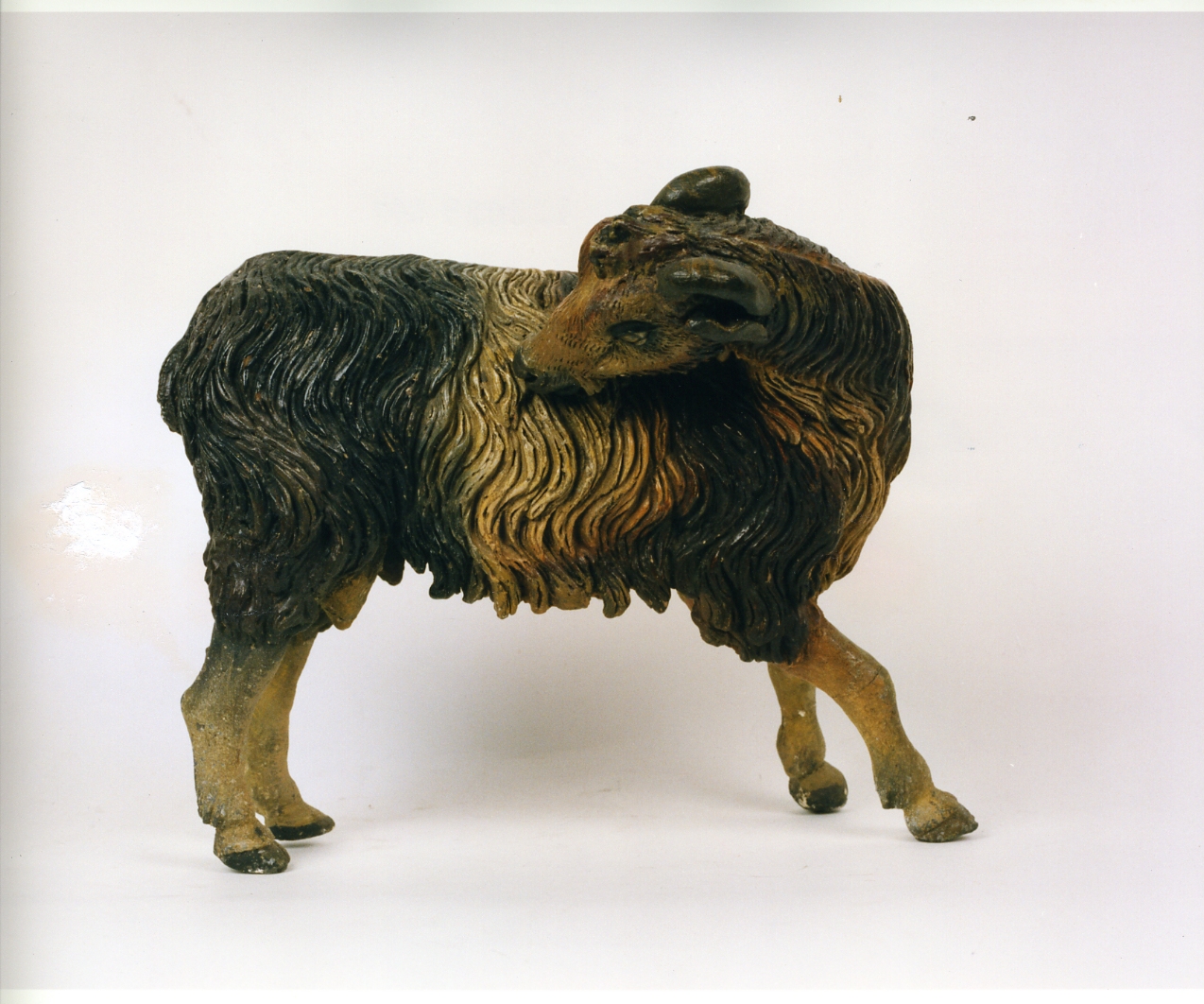 bue (statuetta di presepio) - bottega napoletana (prima metà sec. XIX)