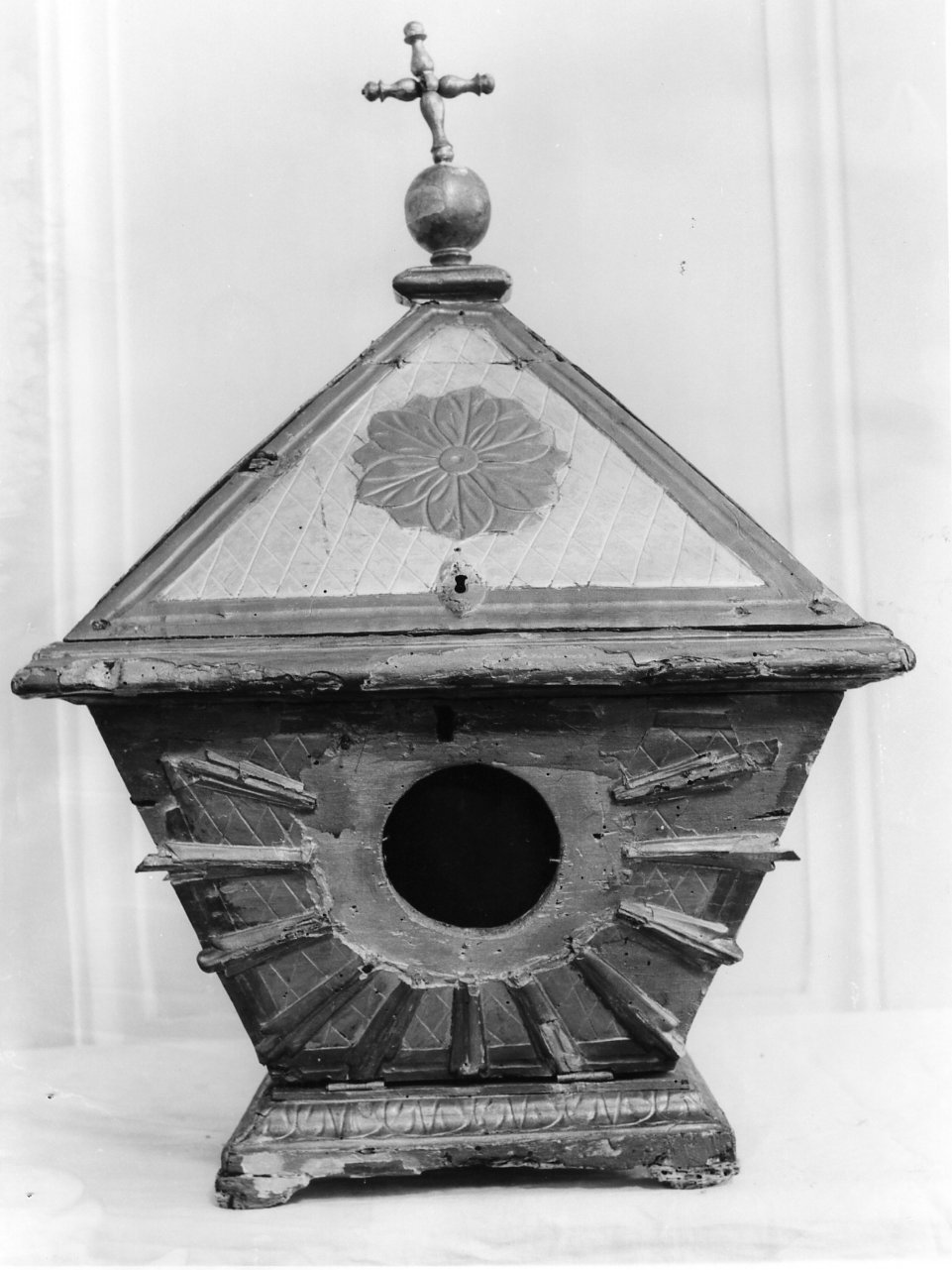 repositorio - bottega napoletana (prima metà sec. XX)