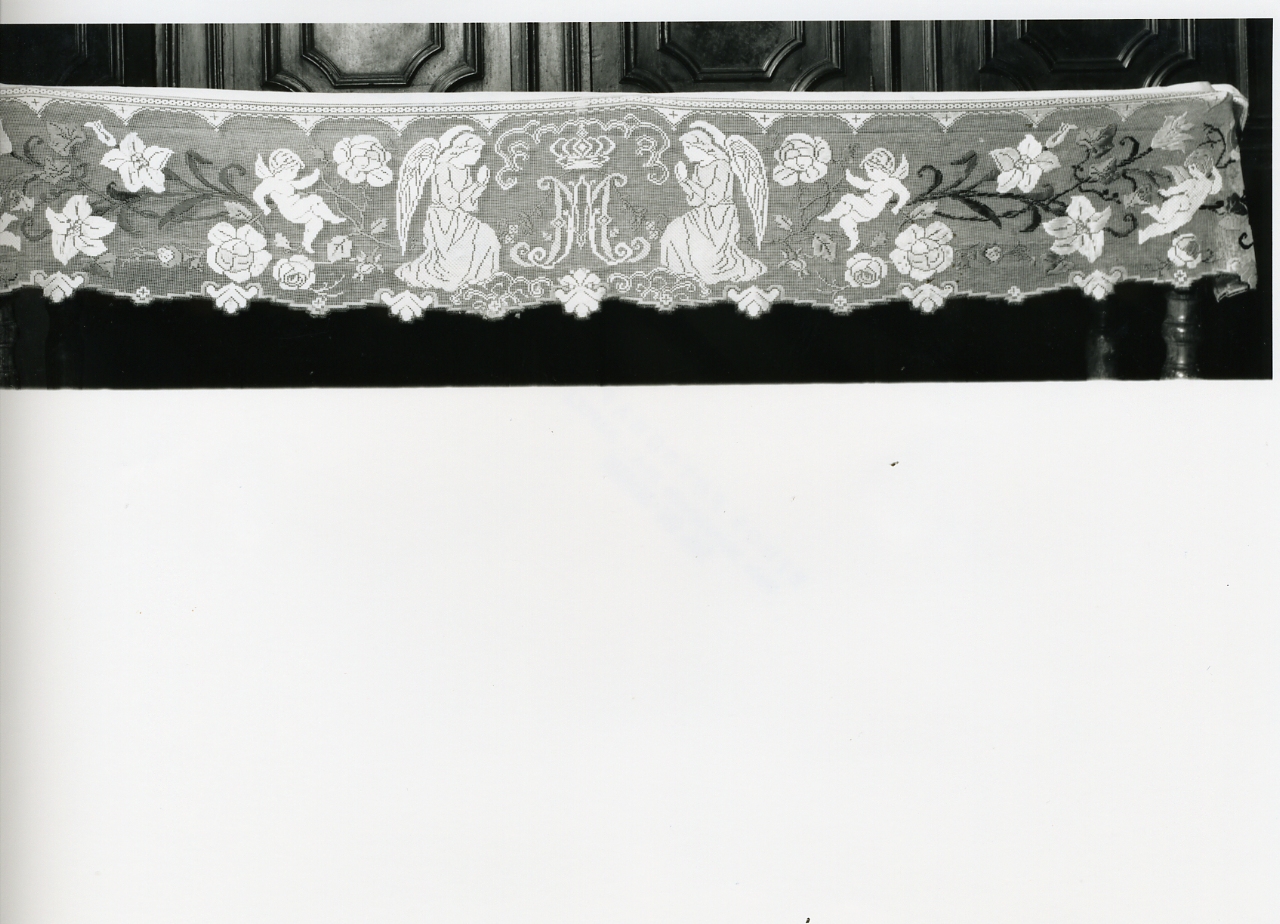 tovaglia d'altare, elemento d'insieme - manifattura napoletana (seconda metà sec. XIX)
