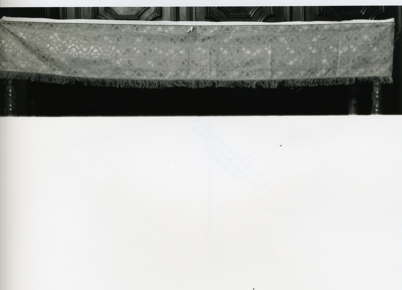 tovaglia d'altare - manifattura napoletana (seconda metà sec. XIX)