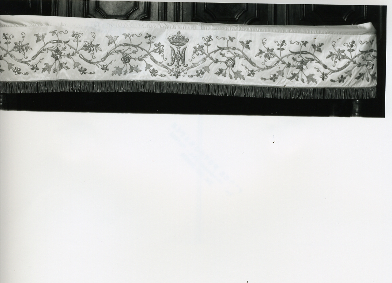 tovaglia d'altare - manifattura napoletana (seconda metà sec. XIX)