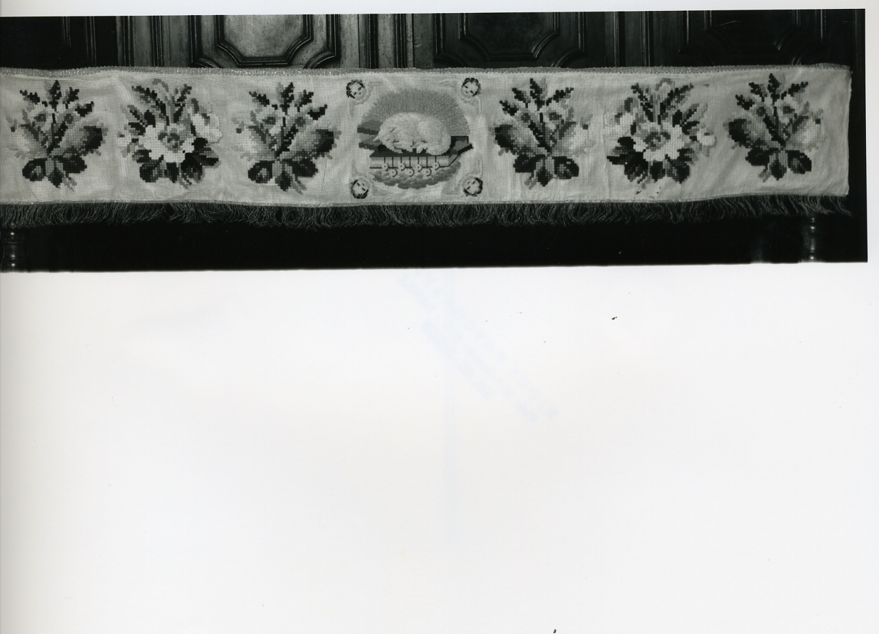 tovaglia d'altare - manifattura napoletana (prima metà sec. XX)