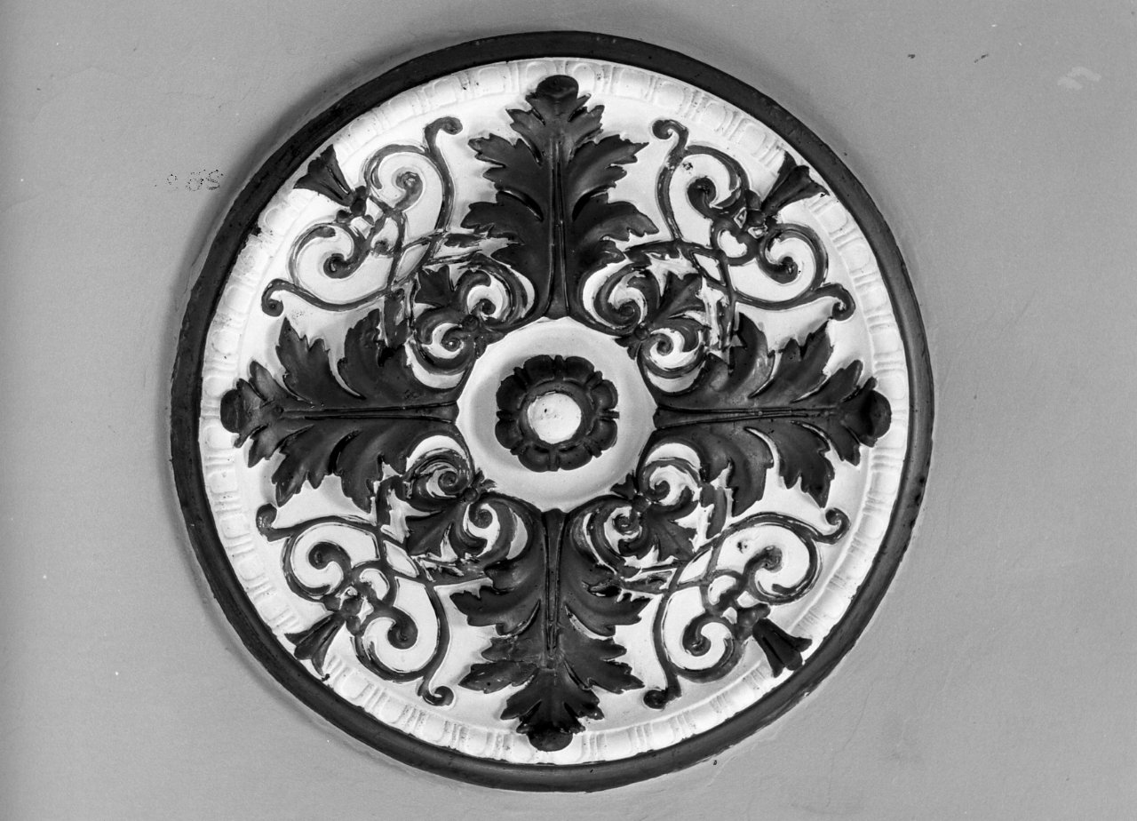 decorazione plastica - bottega campana (seconda metà sec. XIX)