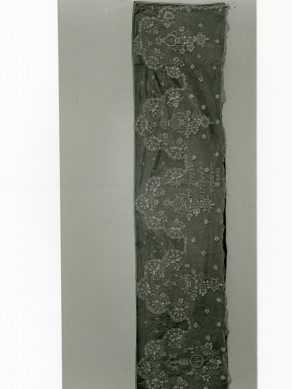 tovaglia d'altare - manifattura napoletana (sec. XIX)