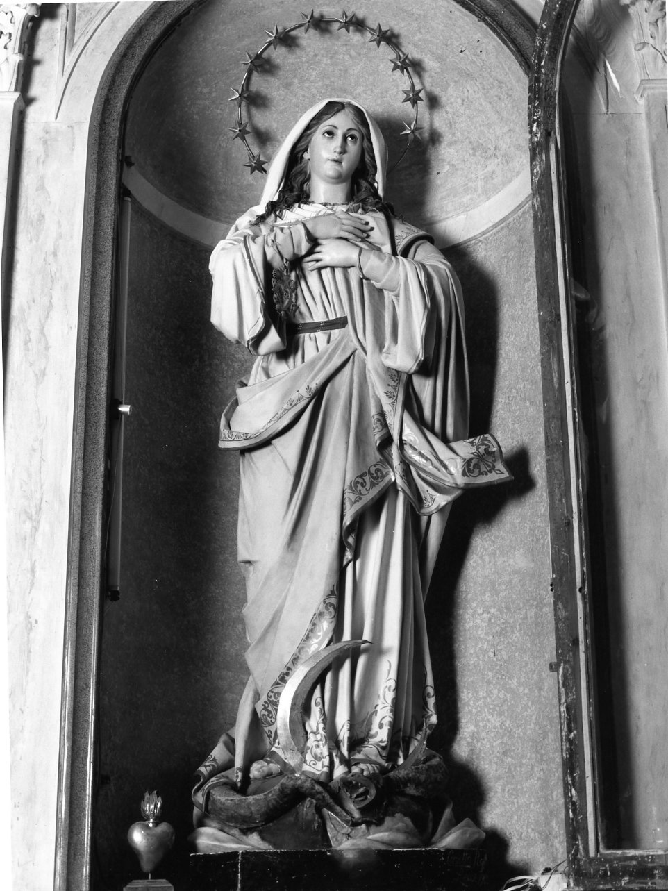 Immacolata Concezione (statua) di Caretta Raffaele (bottega) (sec. XX)