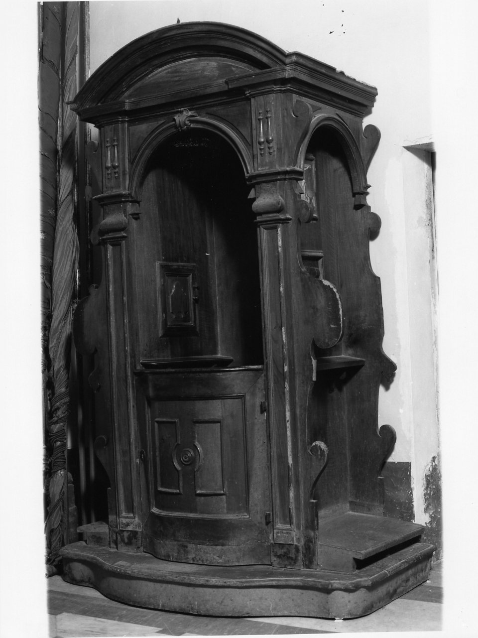 confessionale - bottega napoletana (prima metà sec. XIX)