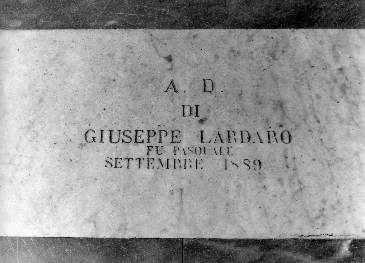 lapide tombale - bottega campana (sec. XIX)