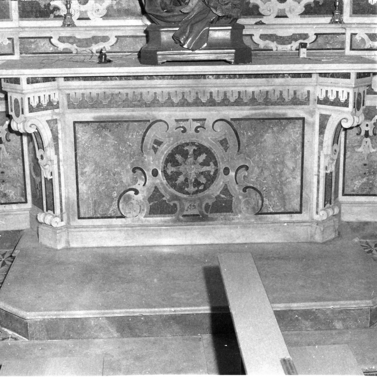 altare - bottega napoletana (metà sec. XVIII)