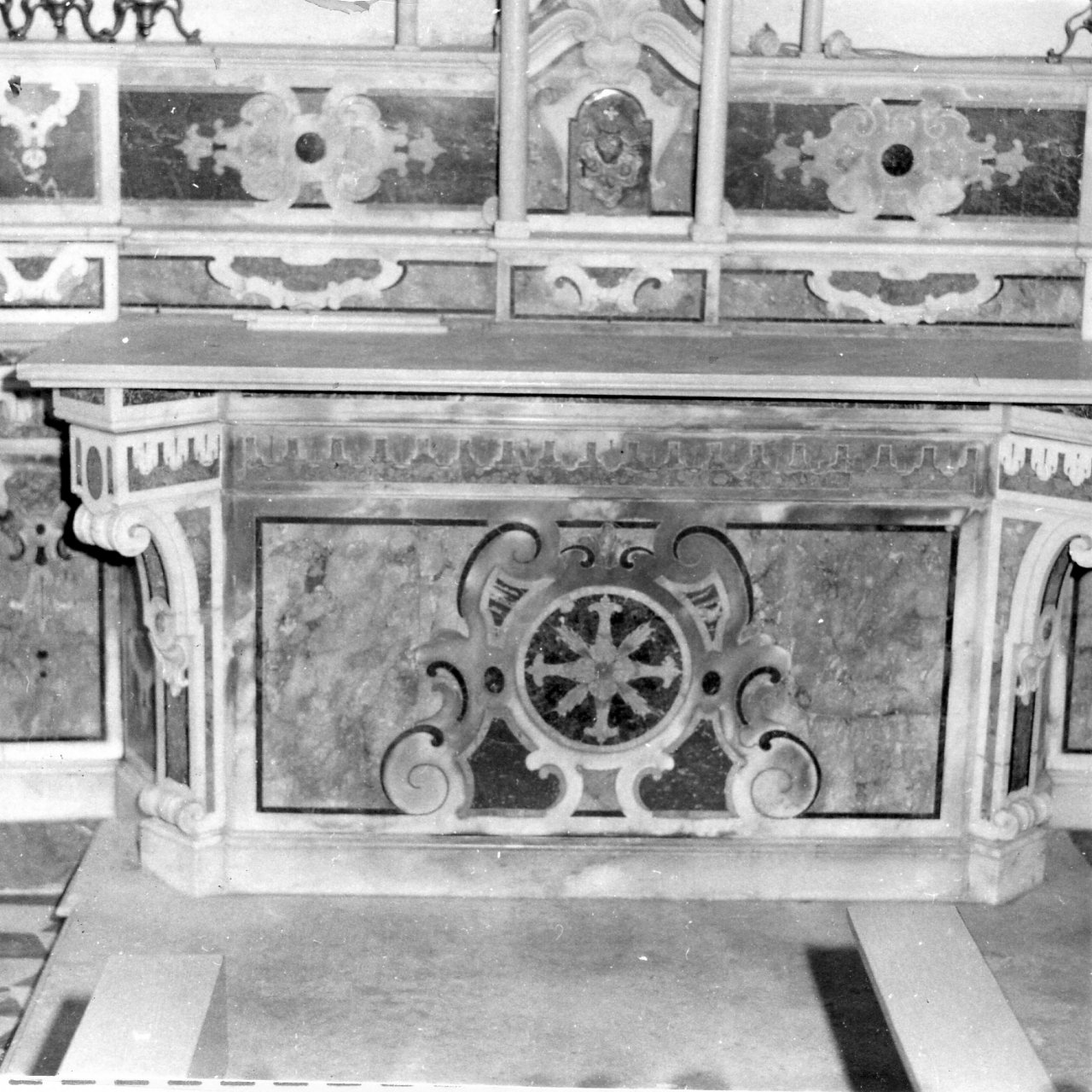 altare - bottega napoletana (metà sec. XVIII)