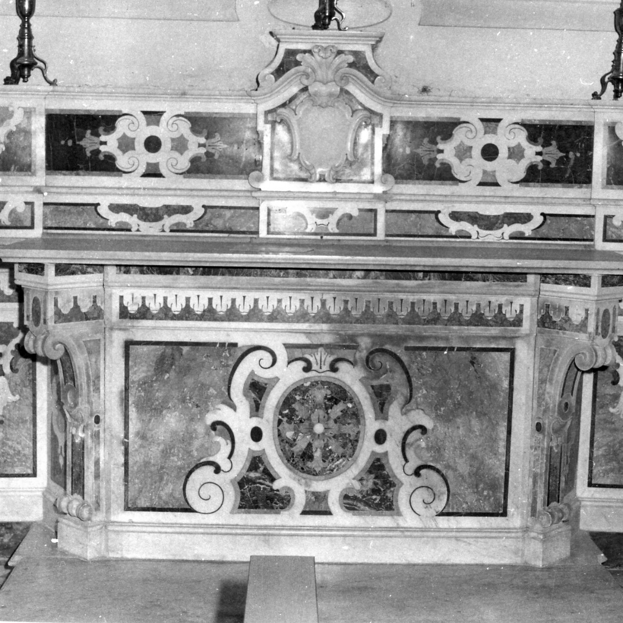 altare - bottega napoletana (metà sec. XVIII)