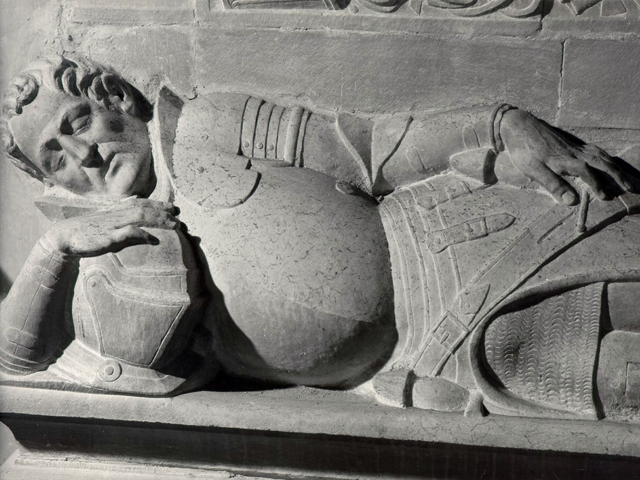 monumento funebre - bottega napoletana (prima metà sec. XVI)